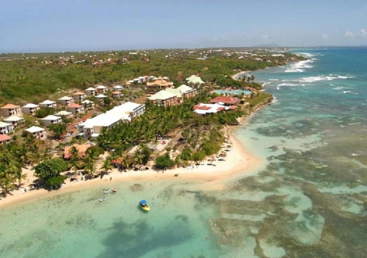 Ti Kaz Emeraude - Mer, Soleil Et Sable Fin, Piscine Et Tennis Saint-Francois  Esterno foto